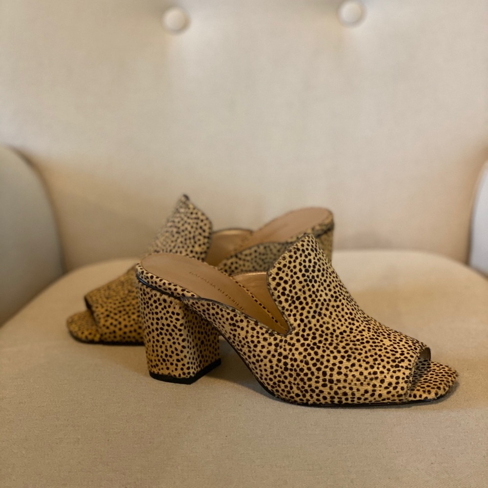 Banana Republic leopard mules